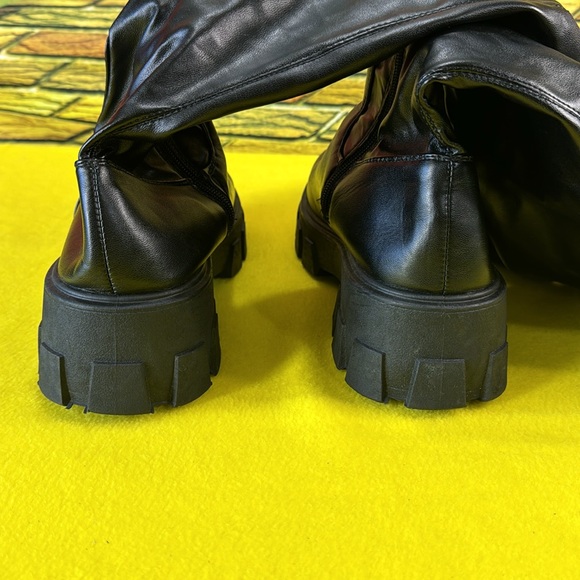 Charlotte Russe over the knee boots - Picture 5 of 8